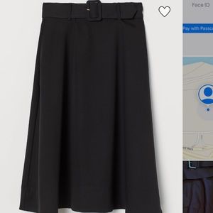 Belted skirt